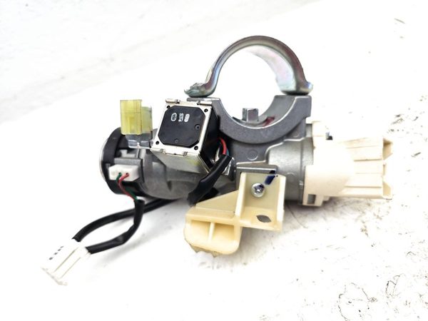 2012-2013 Kia Soul Ignition Switch Lock Cylinder Housing With Immobilizer No Key — photo 3