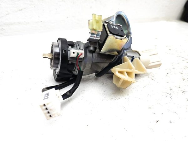 2012-2013 Kia Soul Ignition Switch Lock Cylinder Housing With Immobilizer No Key — photo 4