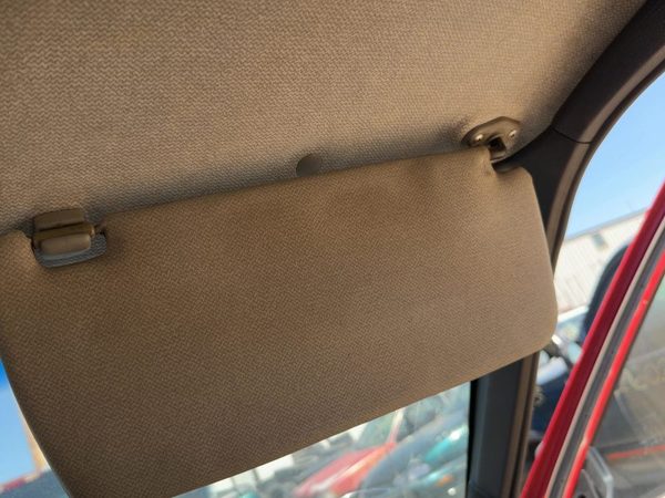87-95 Nissan Pathfinder Passenger Right Sun Visor OEM Gray — photo 4