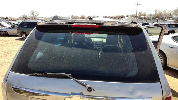 2005-2009 Chevy Equinox Back Glass Rear Window Oem 15222745 — photo 2
