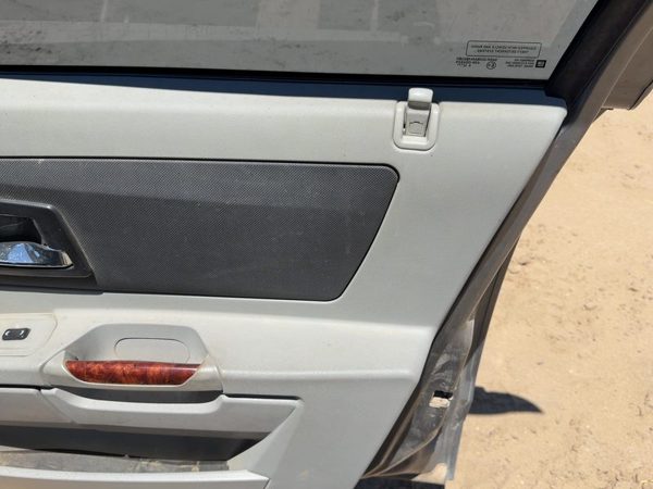 04-06 Cadillac Srx Passenger Right Front Door Trim Panel With Switches Gray 132 — photo 4