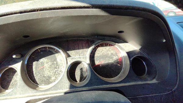 2009-2010 Gmc Acadia Trim Bezel Around Speedometer Oem Dash Surround Panel — photo 2