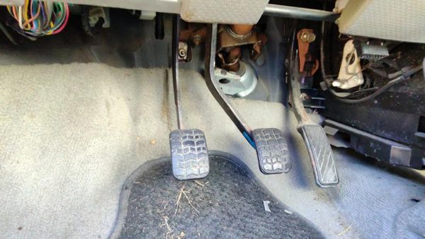 1994-1997 Ford Aspire Complete Clutch And Brake Pedal Assembly Oem — photo 3