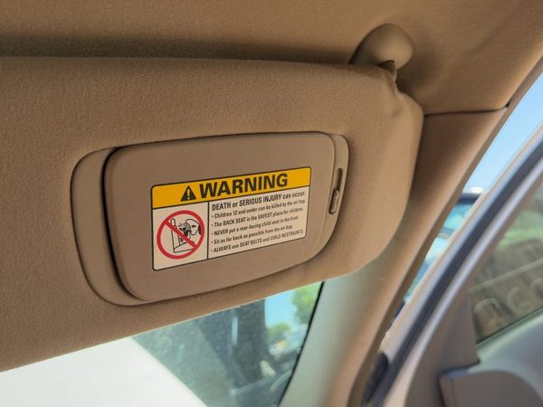 2001 Lincoln LS Passenger Right Sun Visor OEM Illuminated Tan 4H 1W4Z5404104AAA — photo 4