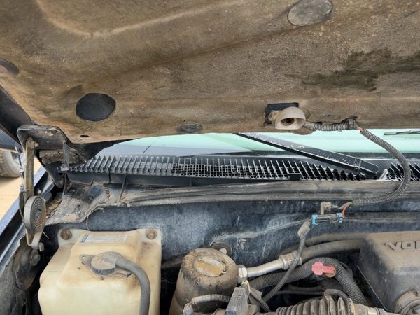 1988-2000 Chevy Silverado 1500 Windshield Wiper Cowl Vent Trim Panel Oem Cover — photo 3