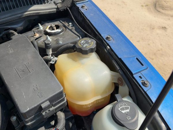 02-07 Vue Redline Coolant Reservoir Radiator Overflow Tank Bottle Oem 3.5L — photo 4