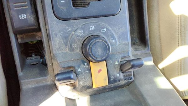 05-07 Land Rover Lr3 4X4 Control Knob Switch Oem 4Wd — photo 2