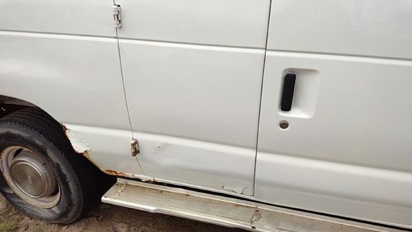 1996 Ford Van Rear Door RH White — photo 1