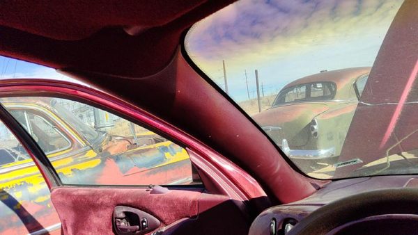 1995-1999 Chevy Lumina Driver Left A Pillar Trim Windshield Post Panel Oem Red — photo 1