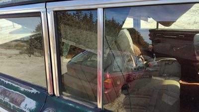 84-91 Grand Wagoneer Passenger Right Rear Vent Window Back Door Glass With Frame