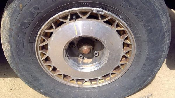 1993-96 Cadillac Fleetwood 15" Aluminum Wheel Oem Factory Web Design Rim #1 — photo 4