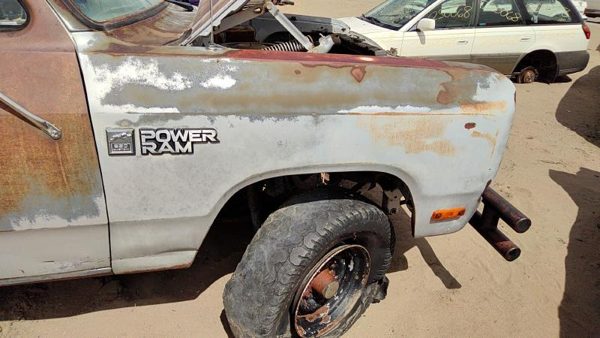 1986 Dodge Ram Fender RH W250 Silver — photo 3