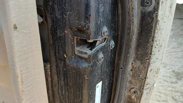 93-95 Saturn Sc2 Coupe Passenger Right Front Door Latch With Rods/Cables Oem — photo 1