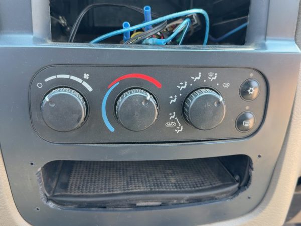 2002 Dodge Ram 1500 Temperature Control Module In Dash Heater Ac Head Unit Oem — photo 2
