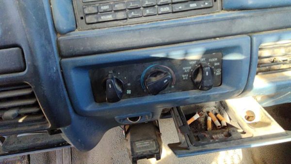 1996 Ford F350 Dash Panel Blue — photo 3
