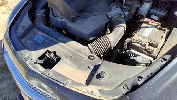 2008-2012 Chevy Malibu Top Plastic Cover Above Radiator Support Oem Sight Shield — photo 3
