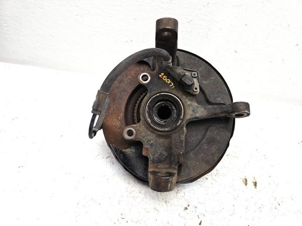 96-01 Passport Driver Left Front Spindle Steering Knuckle With Wheel Hub 4X4 — photo 3