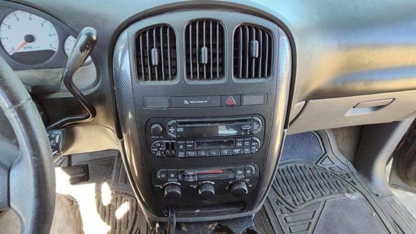 05-07 Caravan Trim Bezel Around Radio Surround Dash Panel Oem Slate Gray D5 — photo 1
