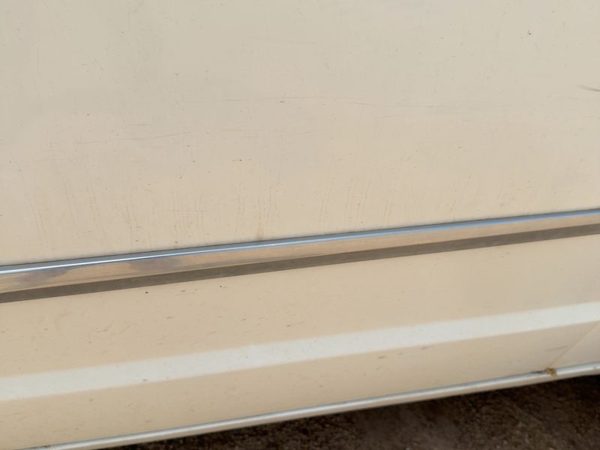 12 Town & Country Driver Left Rear Moulding From Door Oem Back Trim Strip — photo 3
