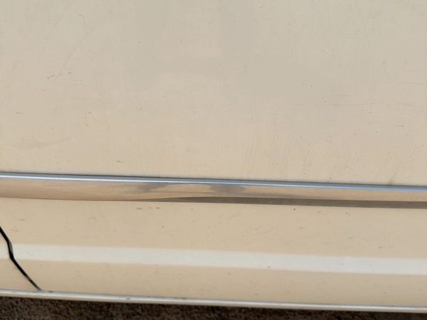 12 Town & Country Driver Left Rear Moulding From Door Oem Back Trim Strip — photo 6