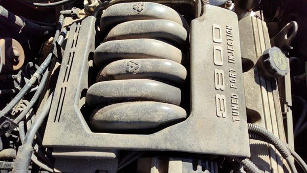 1992-1995 Pontiac Bonneville Engine Cover Top Plastic Shield Oem 3.8L — photo 3