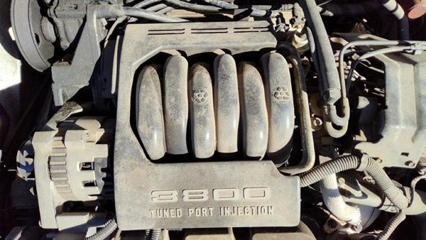 1992-1995 Pontiac Bonneville Engine Cover Top Plastic Shield Oem 3.8L — photo 2