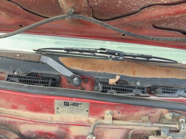 1987-1988 Toyota FX Windshield Wiper Cowl Vent Trim Panel OEM Cover — photo 4