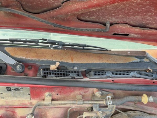 1987-1988 Toyota FX Windshield Wiper Cowl Vent Trim Panel OEM Cover — photo 3