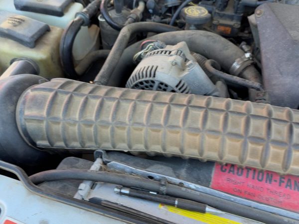 95-96 Ranger Complete Air Intake Cleaner Filter Box Housing With Tube Oem 4.0L — photo 3