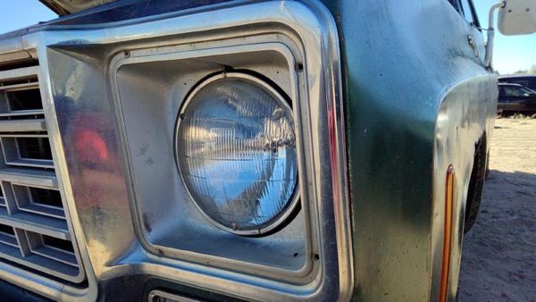 1976 GMC Jimmy Headlamp Assembly LH Silverado C10 — photo 3