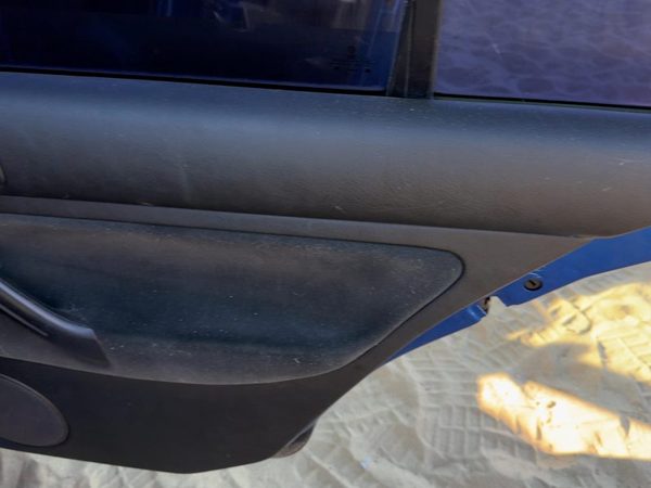 01-02 Vw Jetta Passenger Right Rear Door Trim Panel With Switches Back Gls Black — photo 5
