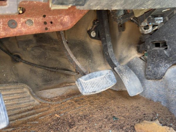 1997-2003 Ford F150 Brake Pedal Assembly Oem — photo 1