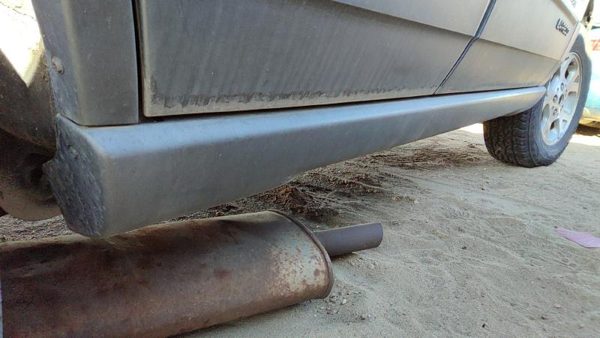 00-01 Jeep Grand Cherokee Passenger Right Lower Rocker Panel Moulding Side Skirt — photo 4