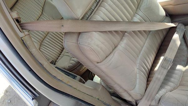 1992 Buick Park Ave Ultra Passenger Right Front Seat Belt Retractor Shoulder Tan — photo 3