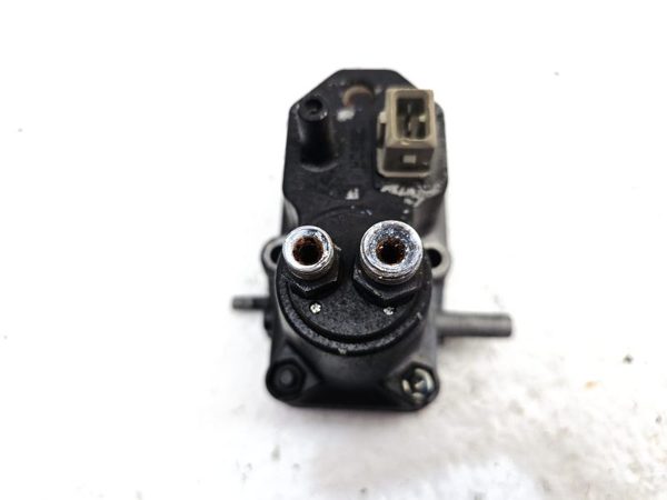 1980 Mercedes-Benz 450SL Misc. Engine Part Fuel Pressure Warm Up Regulator — photo 1