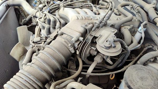 94-95 Nissan Pathfinder Throttle Body Valve Assembly Complete With Sensors 3.0L — photo 6