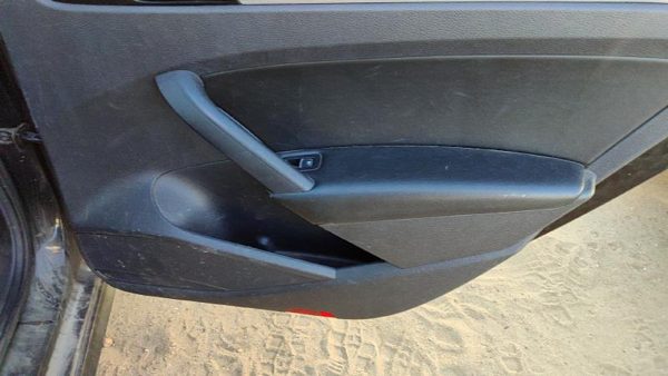 12-19 Vw Passat Passenger Right Rear Door Trim Panel With Switches Back Black Tb — photo 6