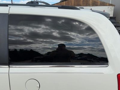 08-16 Town & Country Driver Left Rear Quarter Glass Back Side Window Oem