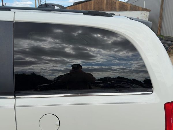 08-16 Town & Country Driver Left Rear Quarter Glass Back Side Window Oem — photo 2