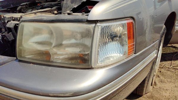 1997-1999 Cadillac Deville Driver Left Head Light Oem Front Lamp 16526199 — photo 1