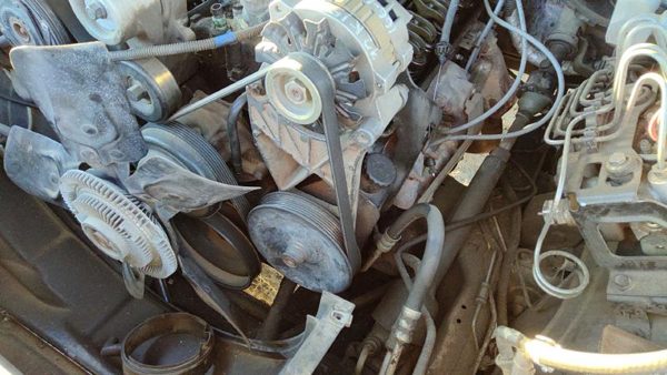 1994 Suburban 1500 Power Steering Pump/motor 5.7L — photo 1