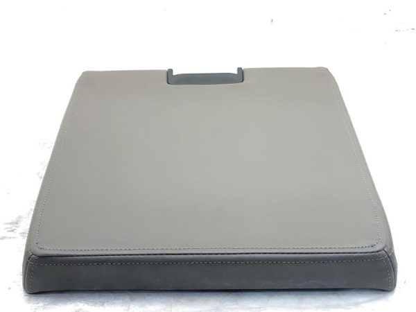 2011-2014 Chevy Silverado 1500 Center Console Lid Gray 20943731 — photo 2