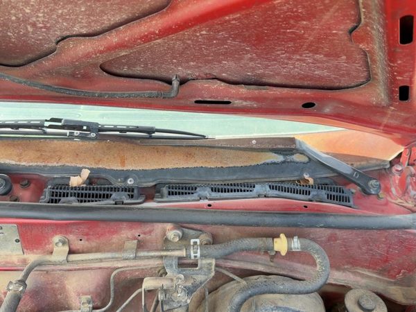 1987-1988 Toyota FX Driver Left Windshield Wiper Arm OEM Blade Lever — photo 2