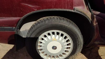 1997-1999 Buick Lesabre Passenger Right Rear Wheel Flare Moulding Oem Back