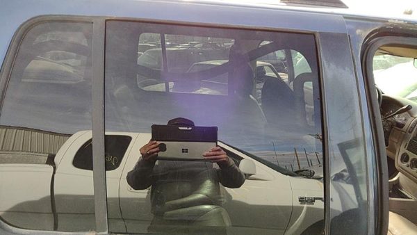 2002-2010 Ford Explorer Passenger Right Rear Side Window Door Glass Oem Back — photo 1