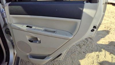 08-10 Grand Cherokee Passenger Rear Door Trim Panel With Switches Back Gray D1