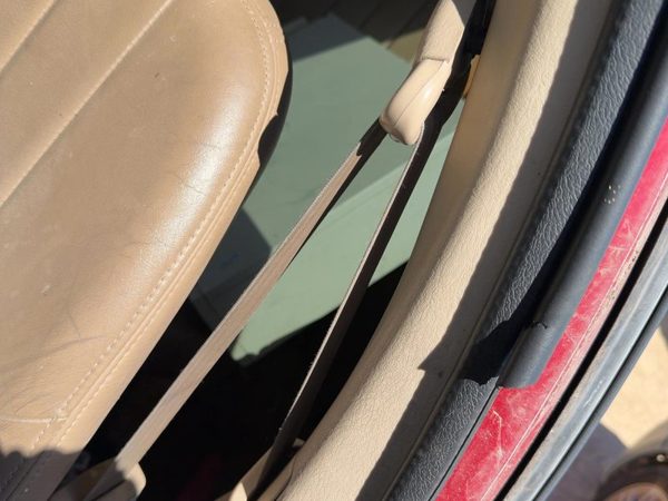 96 Town & Country Driver Left Front Seat Belt Retractor Oem Shoulder Tan Flk5 — photo 1
