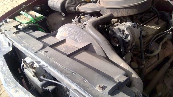1988-1999 Gmc Sierra 2500 Radiator Cooling Fan Shroud Oem Plastic Housing 5.7L — photo 1