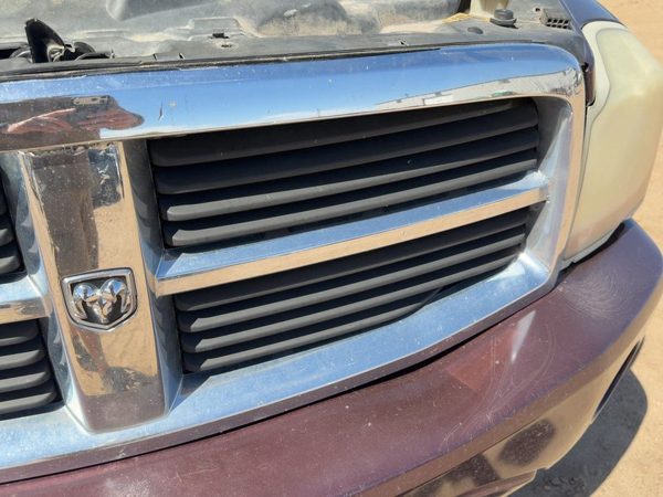 2004-2006 Dodge Durango Front Grille Assembly Oem 2004-2006Dodge — photo 4