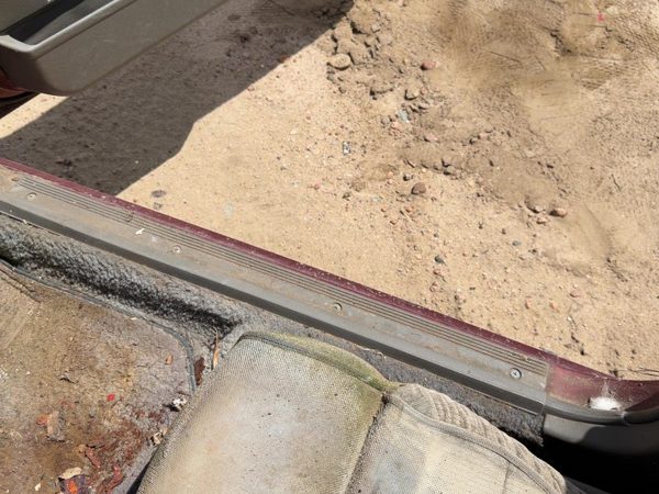 85-88 Nissan Maxima Passenger Right Lower Sill Step Moulding Trim Panel Oem Gray — photo 4